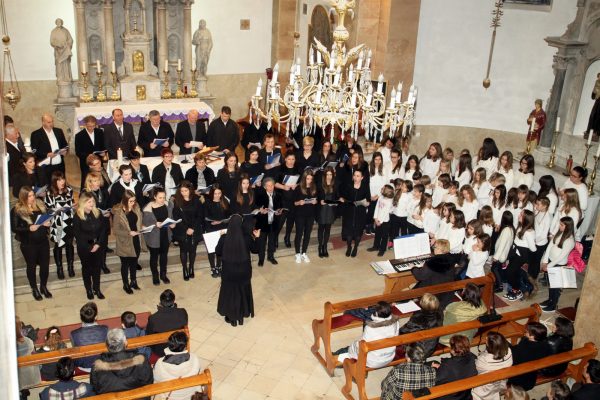 Koncert župnih zborova