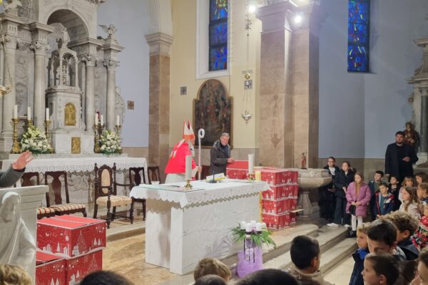 20241206_160957_copy_2016x1512