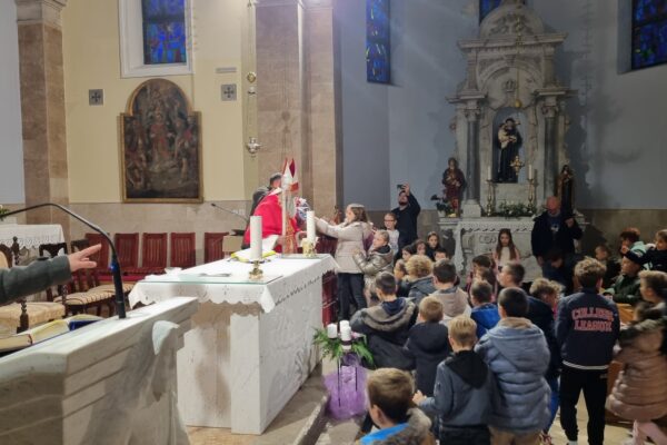 20241206_161005_copy_2016x1512