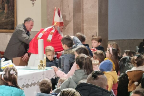 20241206_161150_copy_1512x2016