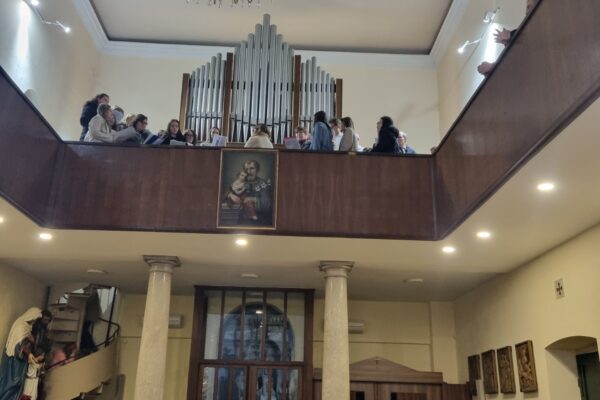 20241224_202720_copy_1612x1209_1